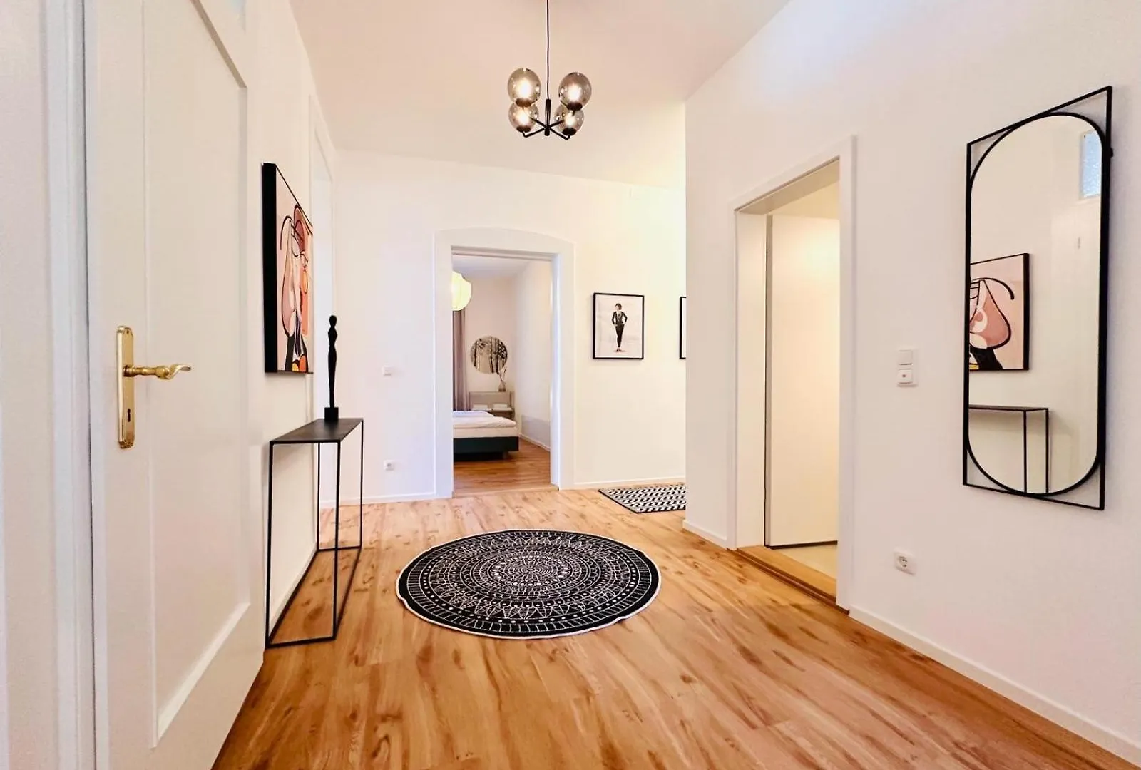 Ferienwohnung Grosszuegig Und Super Zentral Regensburg Apartment