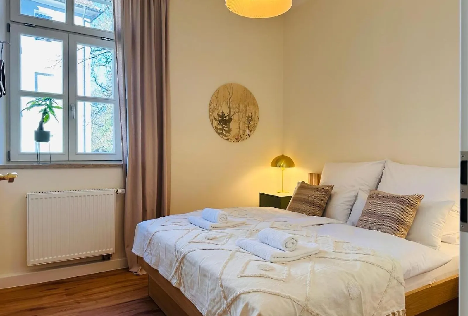 Ferienwohnung Grosszuegig Und Super Zentral Regensburg Deutschland